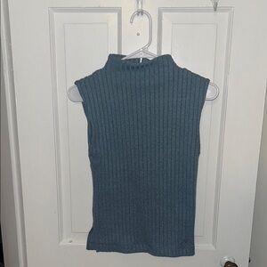 Ribbed Sleeveless Mock Neck Top